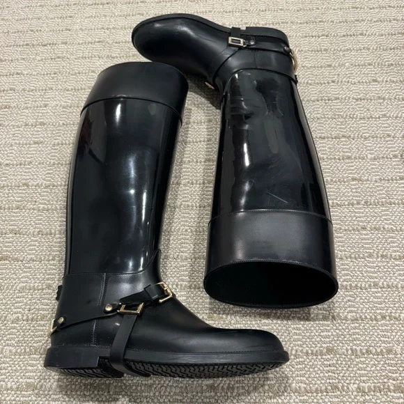 Jimmy Choo Black Rubber Cheshire Equestrian Style Tall Rainboots | Size 37 - Picture 3 of 8